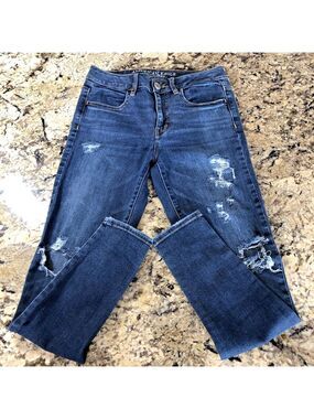 Size 4 American Eagle Hi-Rise Jegging Stretch Women’s Jeans Rips Distressed CN